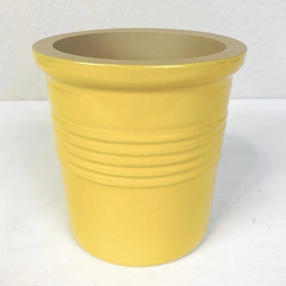 The Pampered Chef Family Heritage Yellow Stoneware Crock 6”